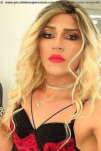 Foto selfie trans Giulia Araujo Torino 3273719219