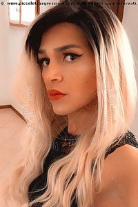 Foto selfie trans Giulia Araujo Torino 3273719219