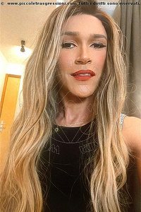 Foto selfie trans Giulia Araujo Torino 3273719219