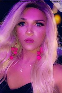 Foto selfie trans escort Giulia Araujo Torino 3273719219