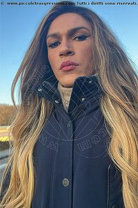 Foto selfie trans escort Giulia Araujo Torino 3273719219