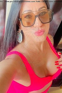 Foto selfie trans Luciana Pugliese Alba Adriatica 3935989692