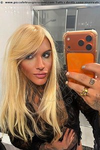 Foto selfie trav escort Gaby Brazil Milano 3932892520