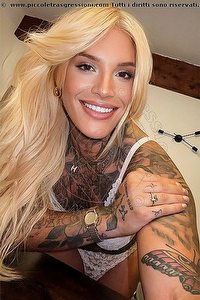 Foto selfie trav escort Gaby Brazil Milano 3932892520