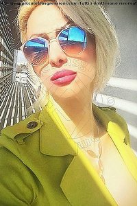 Foto selfie trans Regina Audrey Italiana Monza 3889831116