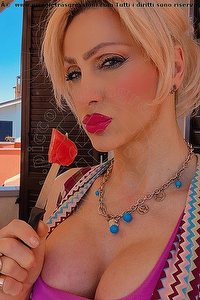 Foto selfie trans Regina Audrey Italiana Monza 3889831116